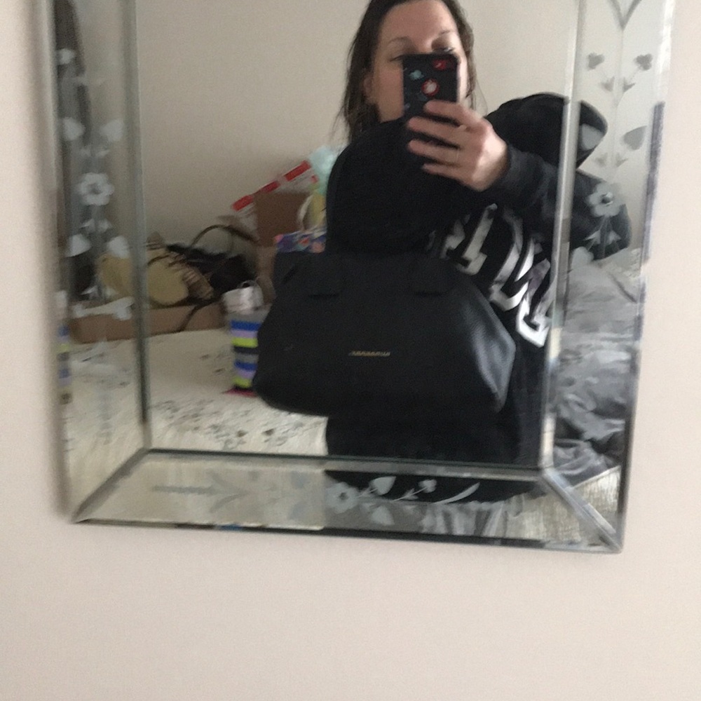 Burberry Baynard Tote - Picture 5 of 6